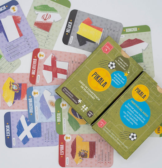 Juego de cartas de fútbol Pikala